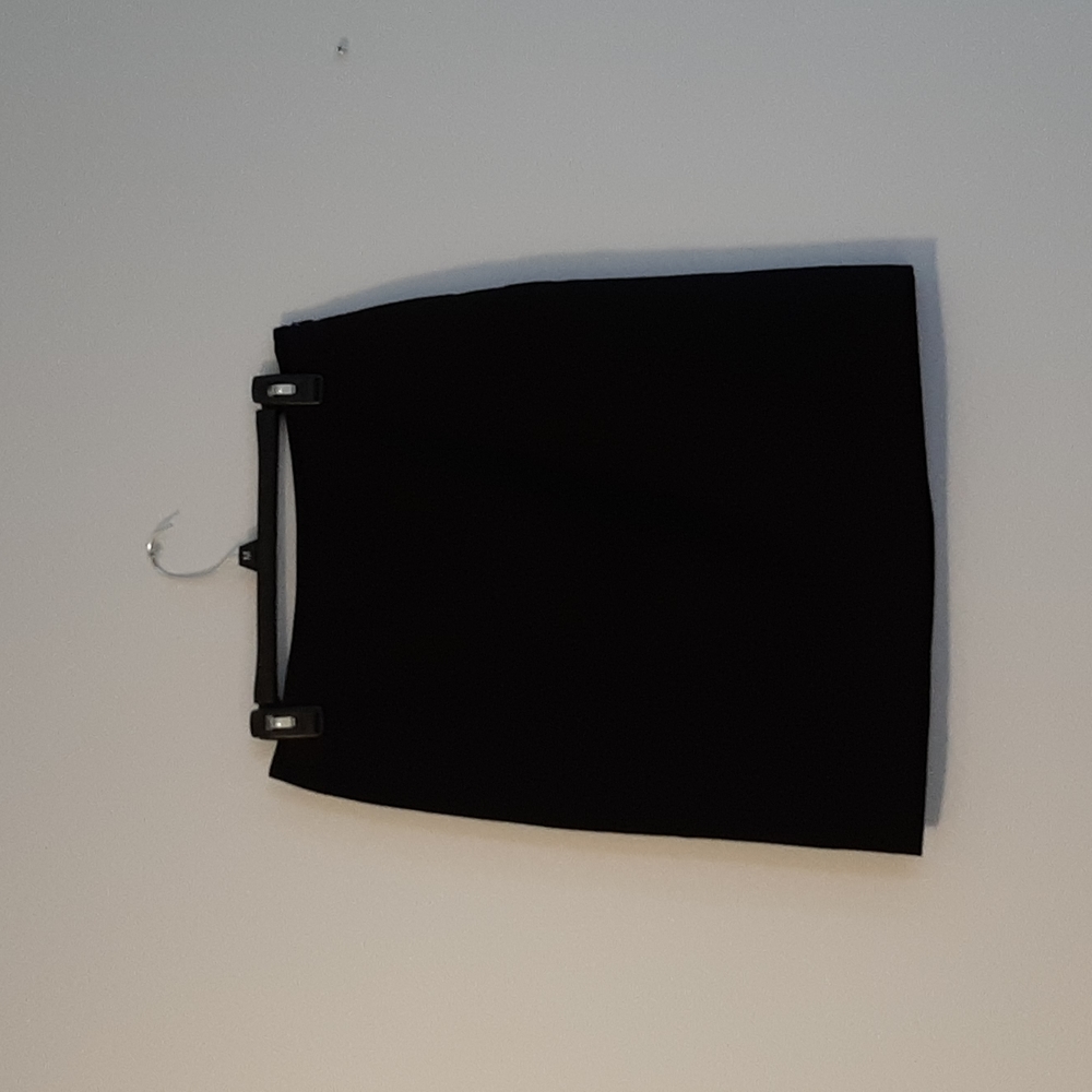 Black Anne Klein stretch skirt sz 6